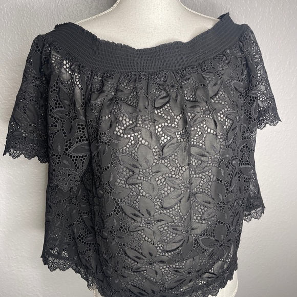 Karen Millen black off the shoulder top - Picture 2 of 8